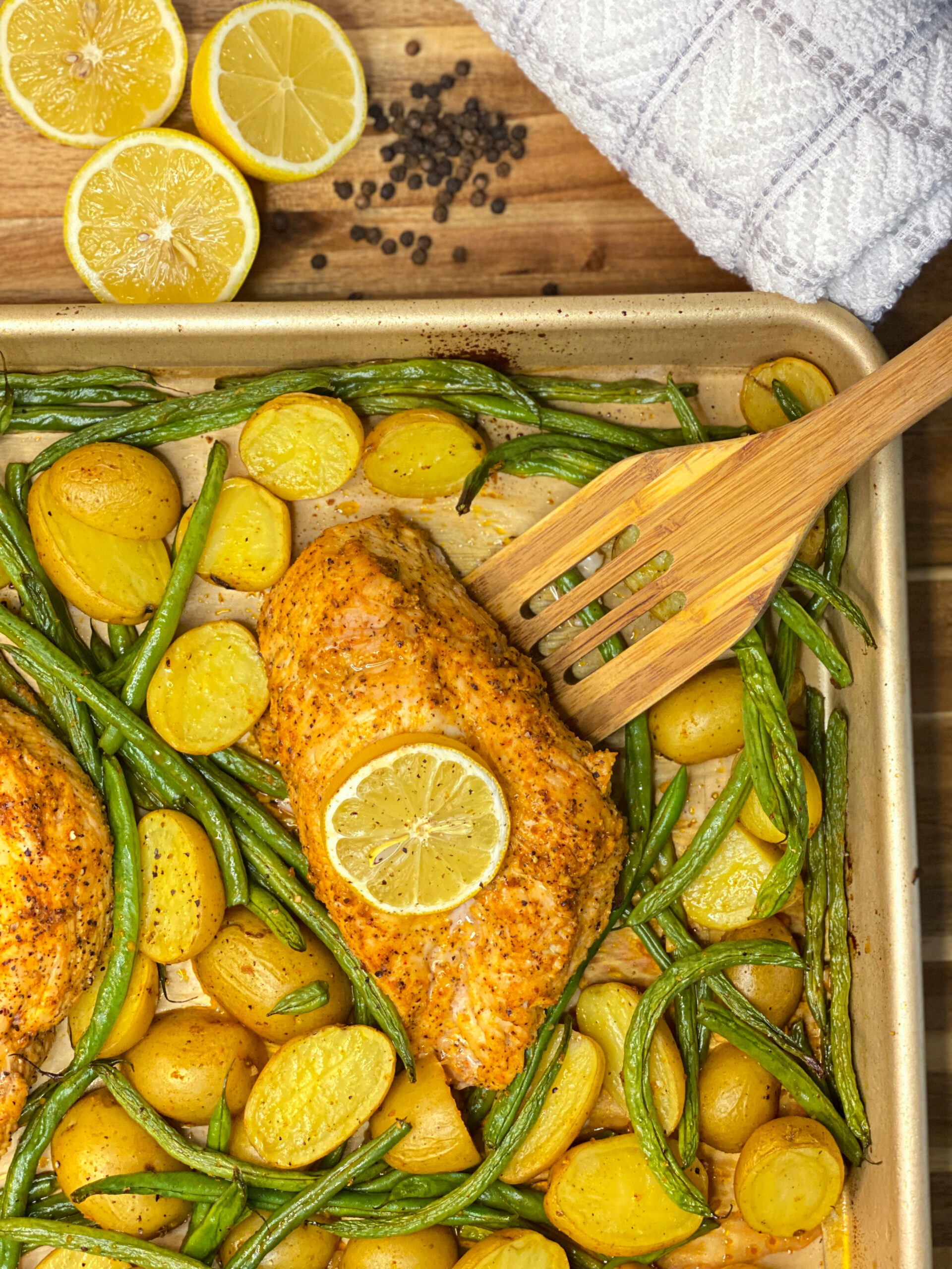 Sheet Pan Lemon Pepper Chicken with Roasted Green Beans and Yellow Potatoes